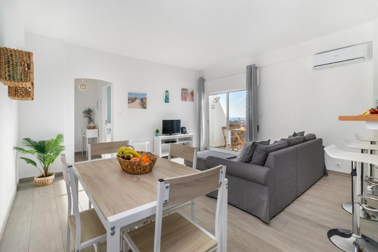 Apartamento Cor Do Mar - Sunny, Clean And Spacious Apartment With Sea View, In Alvor - Very Close Walking Distance To The Beach And Alvor Village Luaran gambar